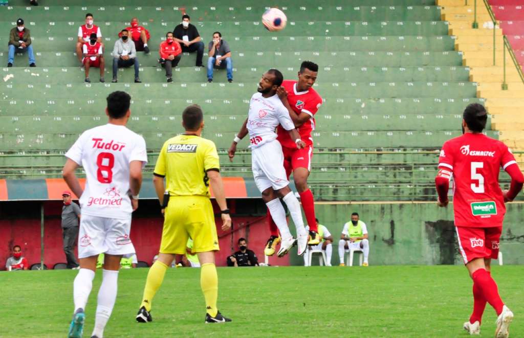 No jogo de ida das semifinais, o Velo Clube empatou com o Noroeste por 0 a 0 (Foto: Bruno Freitas/Noroeste)