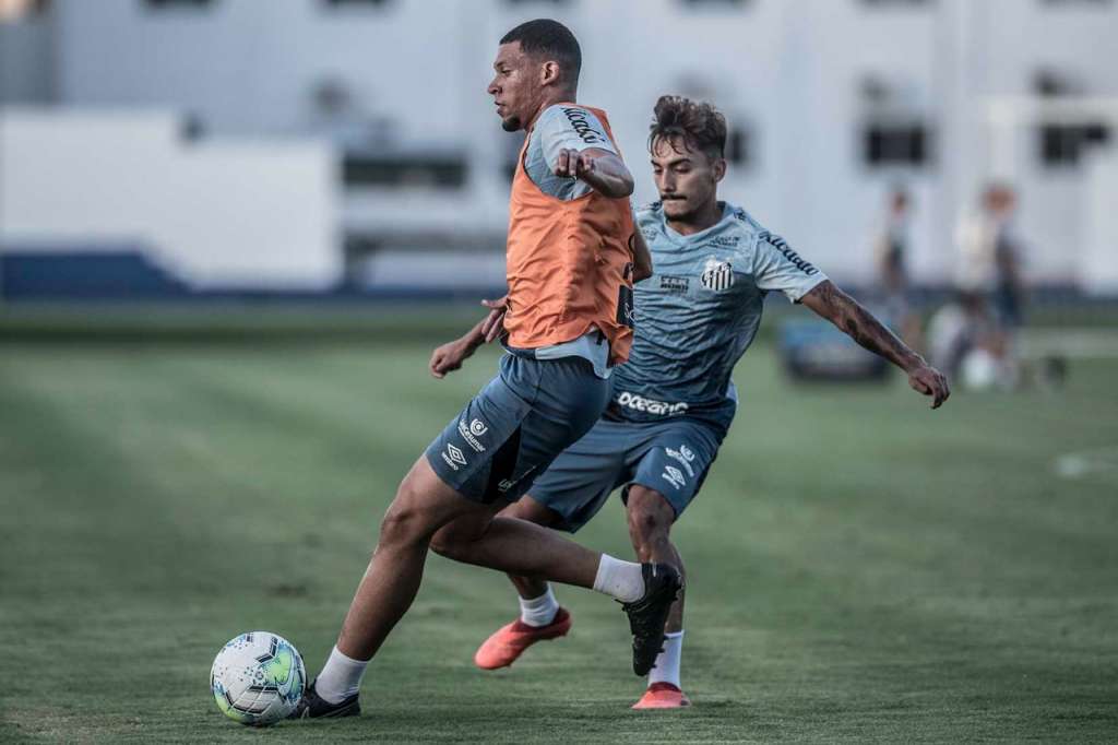 Santos faz primeira 'grande decisão' do ano precisando ganhar na casa do Ceará
