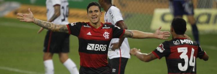 Pedro marca mais dois gols pelo Flamengo