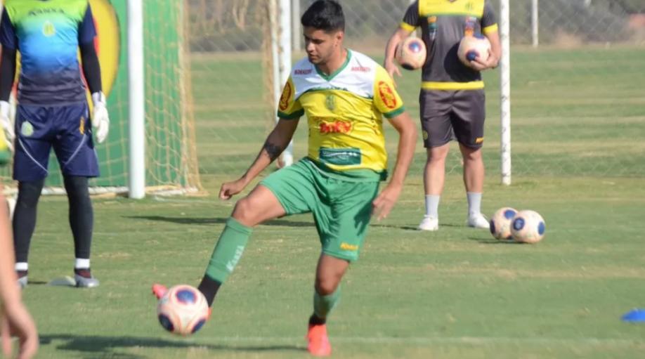 Figueirense acerta com ex-meia do Corinthians que estava no Mirassol