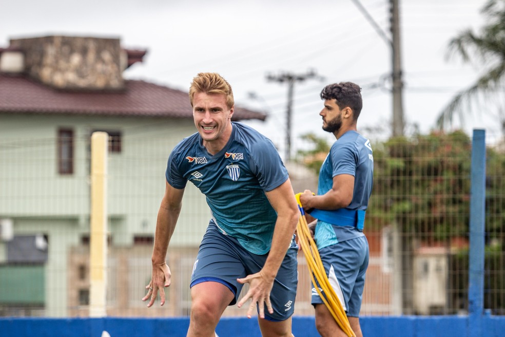 Série B: Avaí confirma empréstimo de Eduardo Kunde ao Cuiabá
