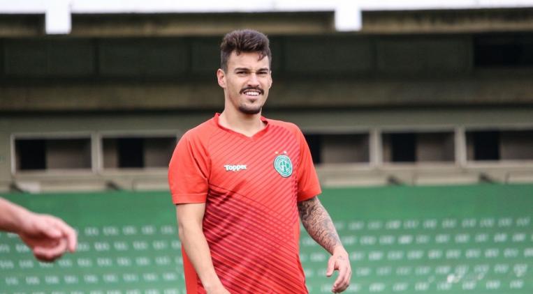 Série B: Guarani confirma três casos de covid-19, sendo dois jogadores