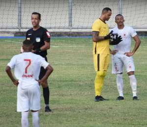 Série D: Goleiro Bruno e mais 15 testam positivo para a covid-19 no Rio Branco-AC