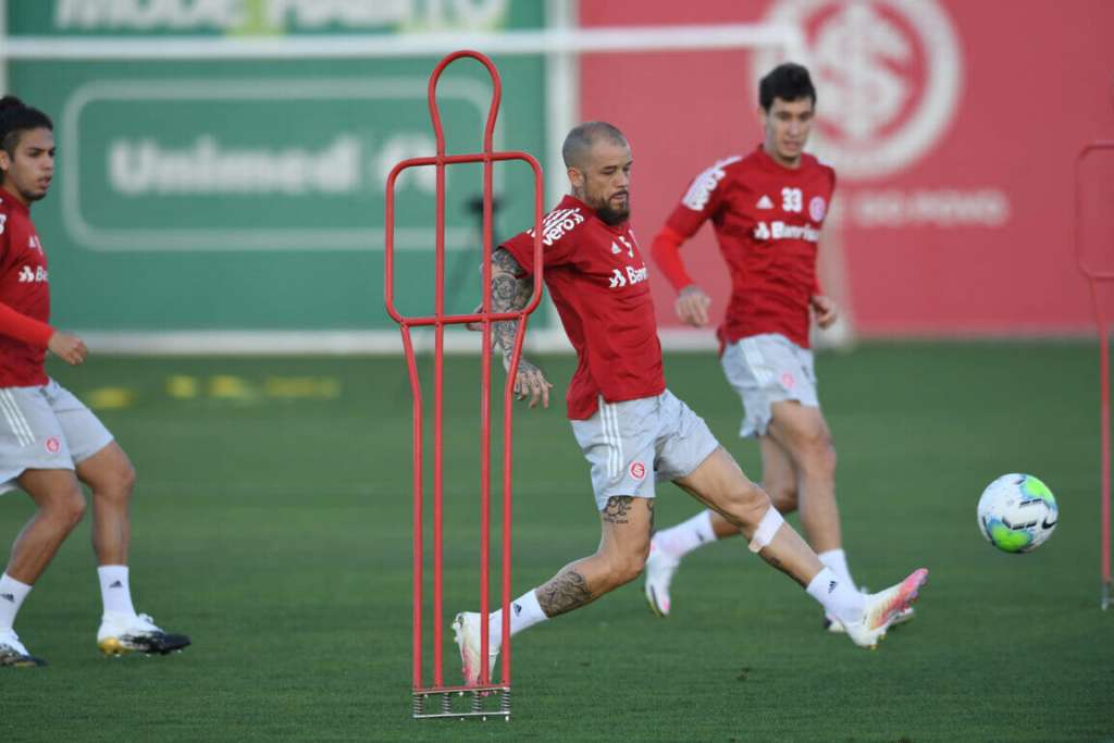 D'Alessandro é opção para substituir Galhardo (Foto: Ricardo Duarte/Internacional)