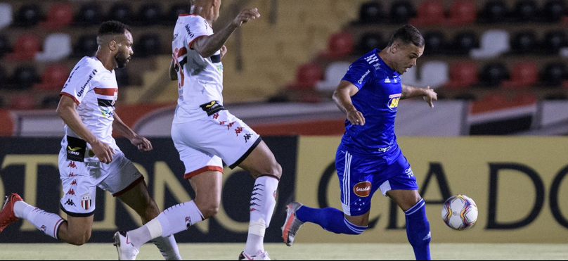 Cruzeiro mostrou disposição diante do frágil Botafogo