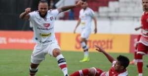 Santa Cruz-PE x Vila Nova-GO - Simplesmente, líder contra vice do Grupo A!