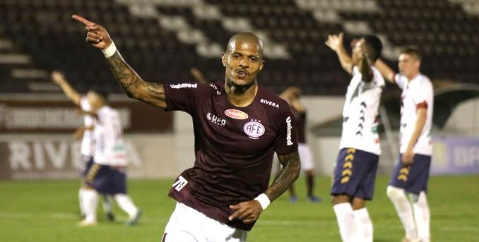 Ferroviária-SP 5 x 1 Toledo-PR – AFE goleia e encaminha classificação na Série D