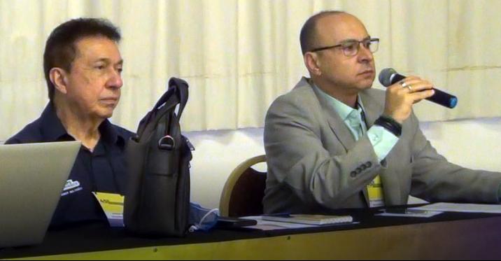 Kleiber Beltrão (à esquerda) e Artur Eugênio (à direita) durante a Assembleia do Congresso 2020 da Abrace - Divulgação