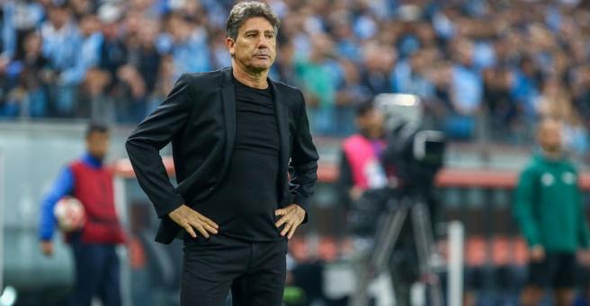 Após ser xingado de b**** por Fred, Renato Gaúcho minimiza discussão “Amigos”