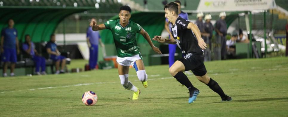 Reabilitado, Guarani desafia tabu para vencer embalado Cruzeiro no Mineirão