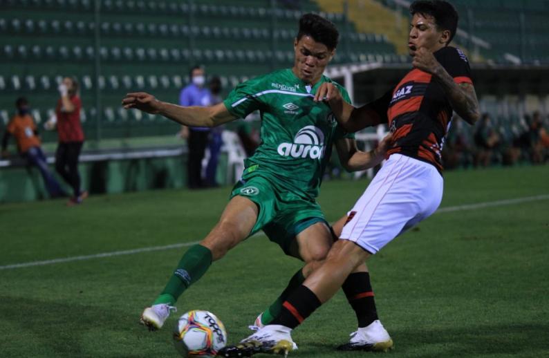 SÉRIE B: Chapecoense quer apagar má impressão para aumentar vantagem na liderança