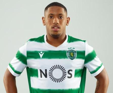 Atacante do Sporting toma tiro no peito, é hospitalizado, mas passa bem