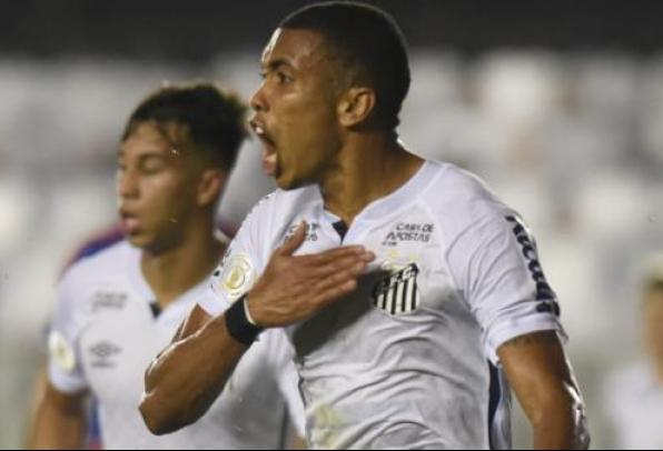Cuca uniu os jogadores do Santos