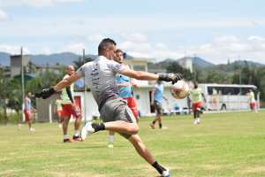 Série C: Brusque-SC renova com peças importantes do sistema defensivo