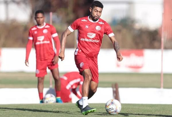 Série B: Náutico ganha reforço para duelo contra Operário na sexta