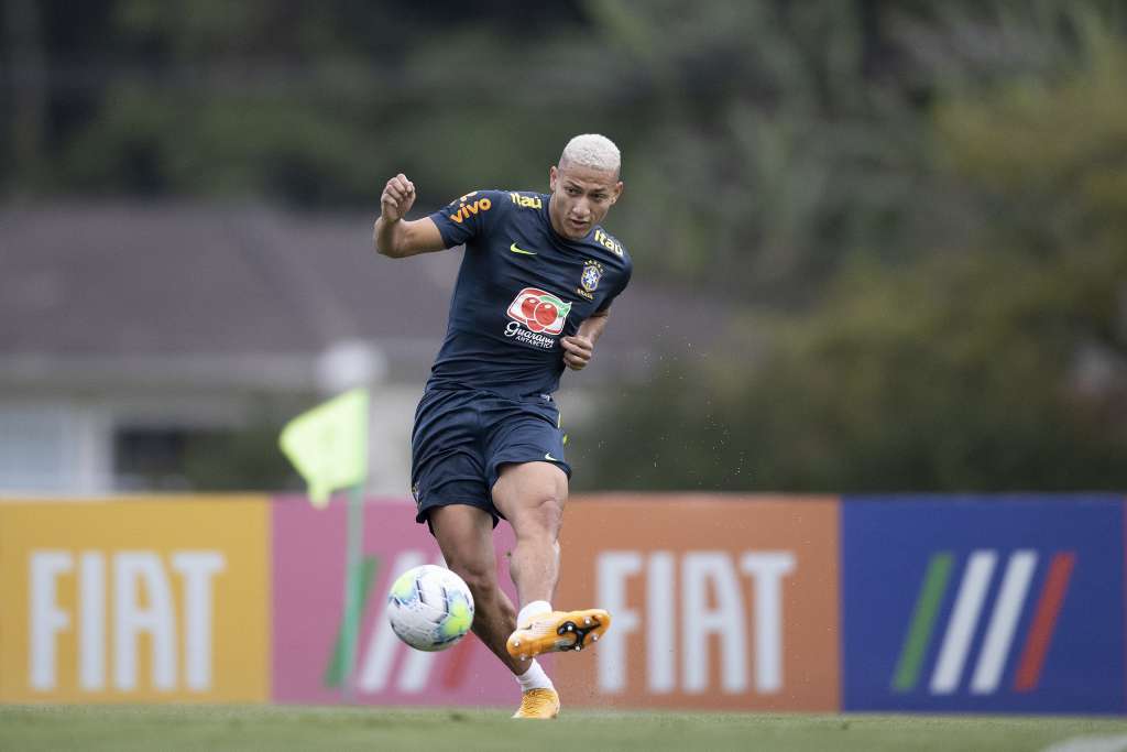 Com visibilidade na seleção, Richarlison diz que seguirá apoiando causas sociais