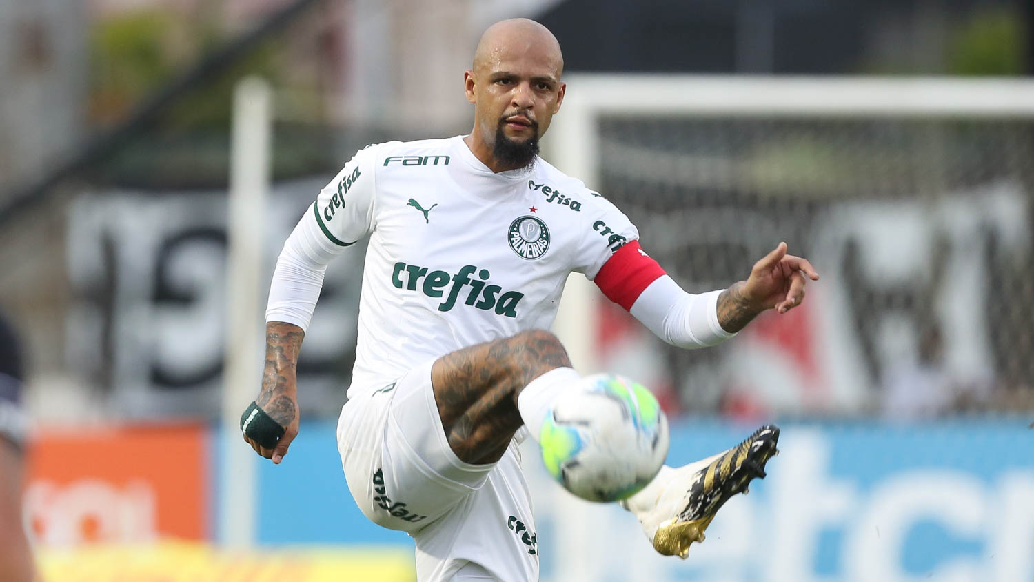 Felipe Melo passa bem após cirurgia, tem alta e já inicia trabalho de recuperação