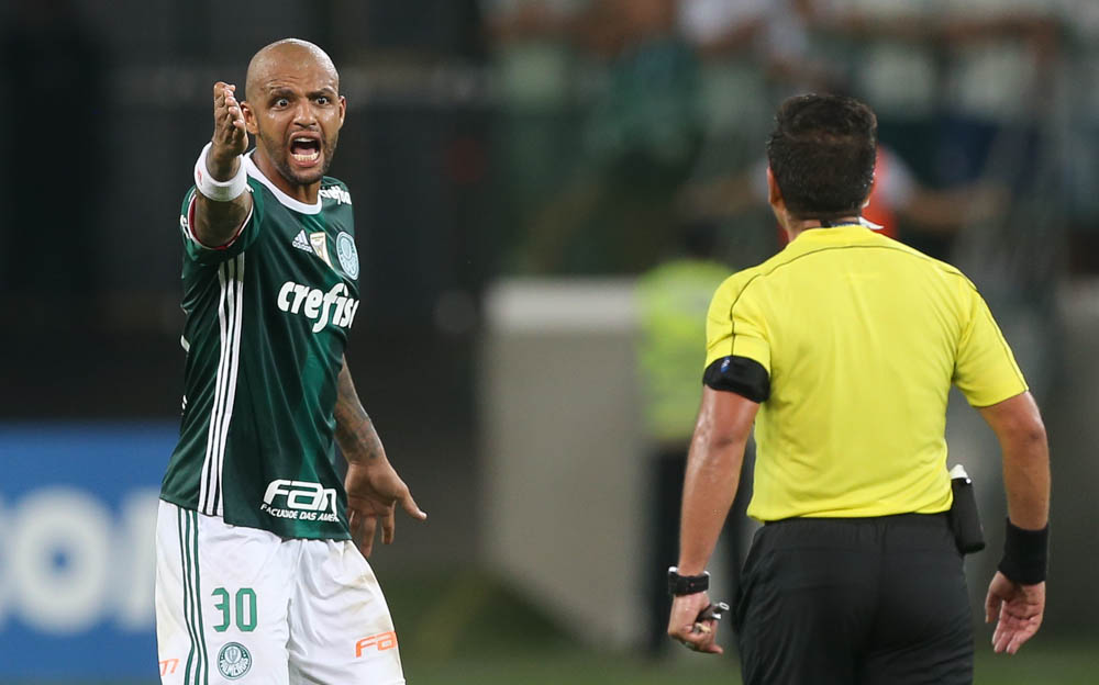 Felipe Melo e fotógrafo do Palmeiras explicam polêmica: ‘Somos amigos’
