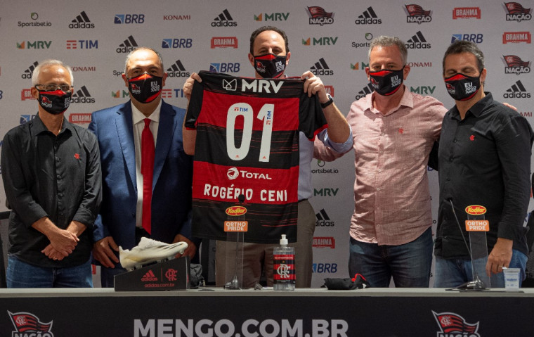 Com ‘bênção’ de Zico, Rogério Ceni vê oportunidade de ouro no Flamengo