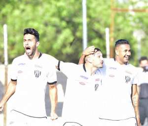 Paulista A3: Atacante comemora acesso do EC São Bernardo após se recuperar de lesão