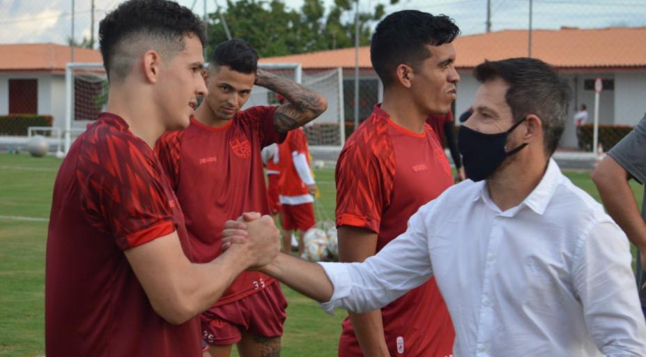 Ex-Vasco sai no BID e estreará pelo CRB contra o lanterna da Série B