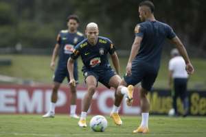 Eliminatórias: Tite escalação Seleção Brasileira com três mudanças