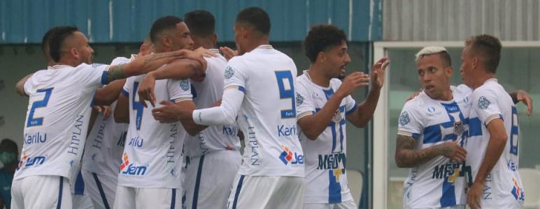Água Santa vibou bastante em campo