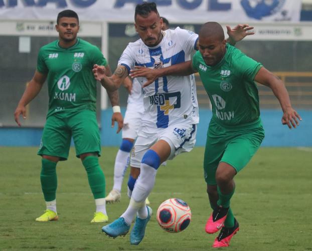 Jogo movimentado entre Água Santa e Guarani