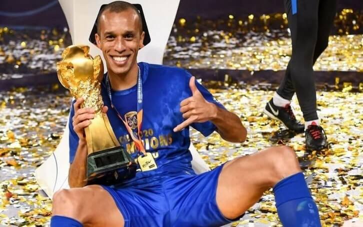 Campeão inédito na China tem ídolo do São Paulo e ex-Vasco da Gama