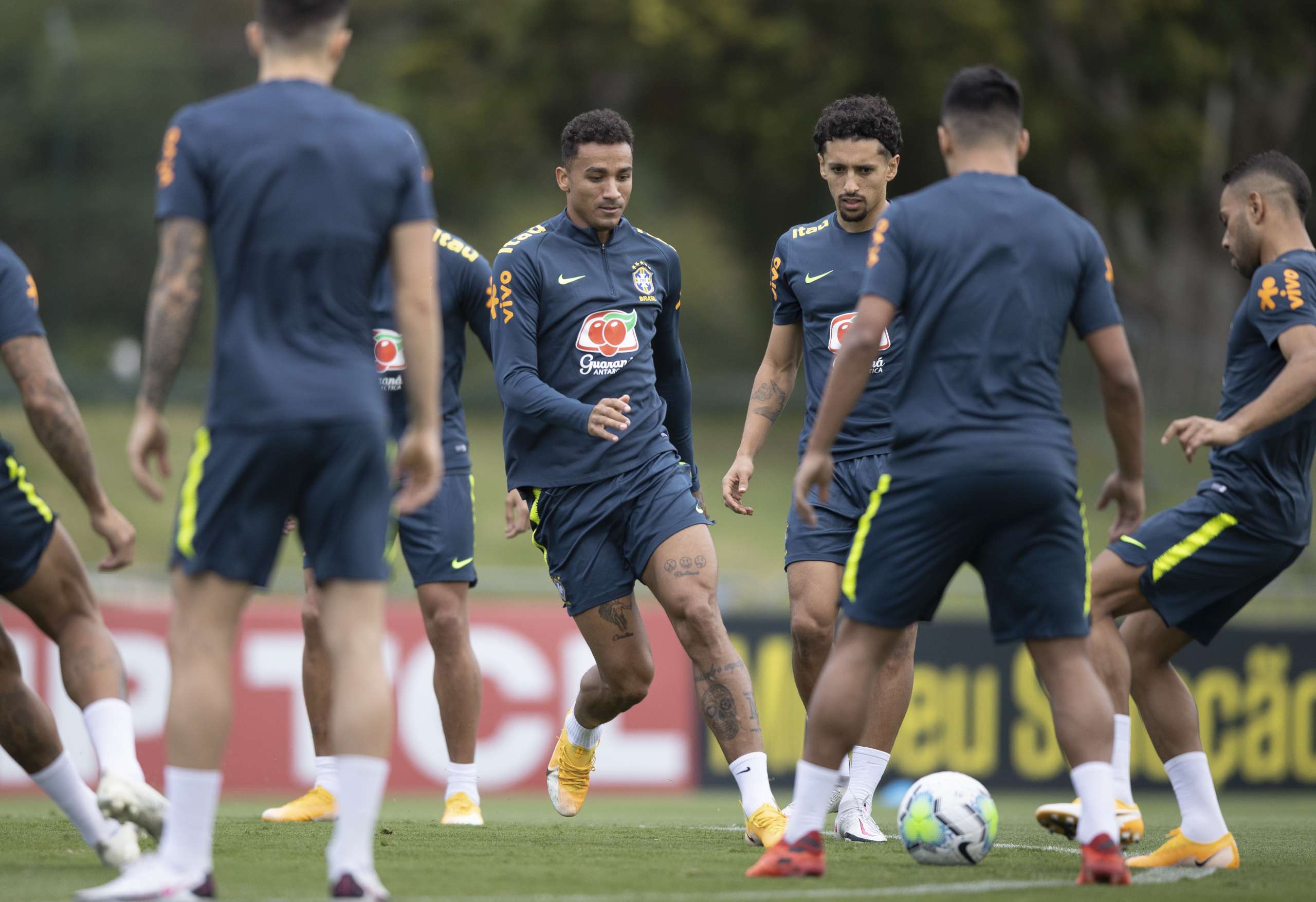 Brasil x Venezuela – De roupa nova e com mudanças, seleção busca manter os 100%