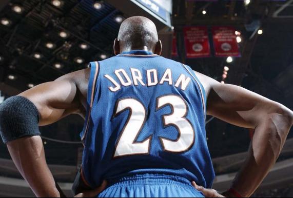 Última camisa de Michael Jordan na NBA vai a leilão e pode custar R$ 2,7 milhões