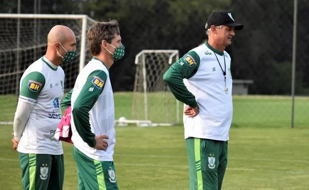 Com Lisca suspenso, ex-Inter e Cruzeiro comandará América-MG em “decisão”