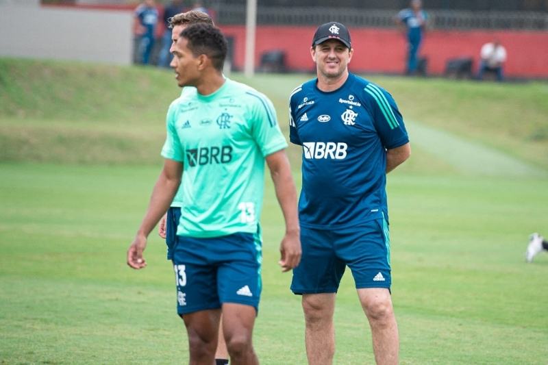 Antes de ‘decisão’, Flamengo recebe Atlético-GO em busca de 1ª vitória com Ceni