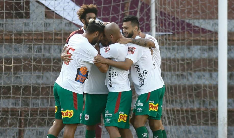 Juventus 0 x 2 Portuguesa Santista – Briosa vence fácil e encosta no líder Bernô