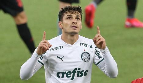 Raphael Veiga festeja fase artilheira no Palmeiras: 'Estou muito feliz' 2 0002050506746 img