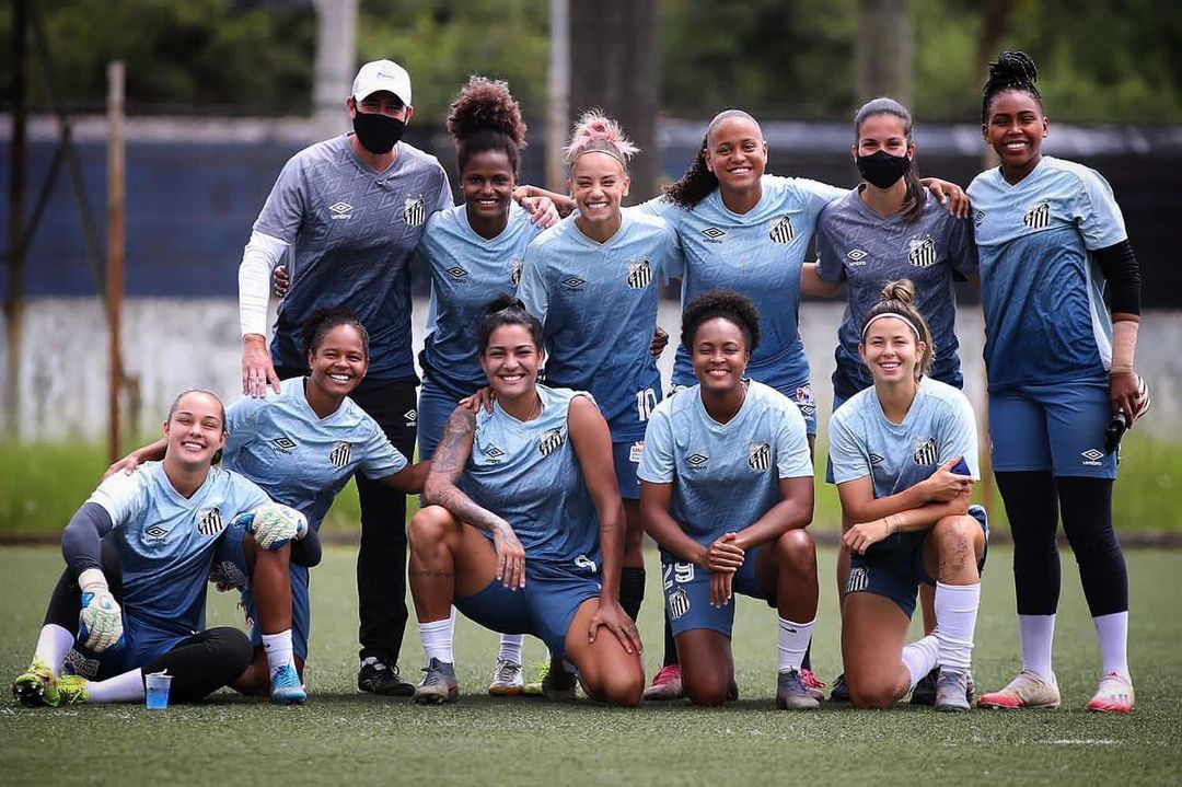 Feminino: Com 14 atletas livres da covid-19, Santos treina e joga quinta após W.O.