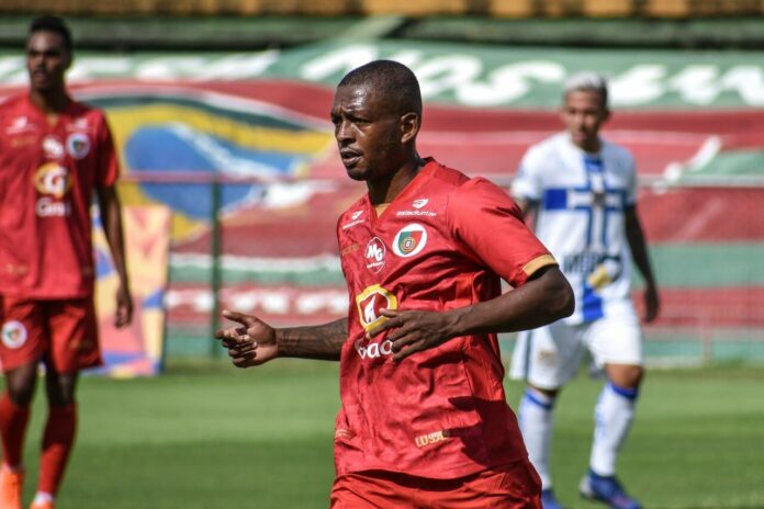 Copa Paulista: Em adaptação, lateral polivalente aprova nova posição na Portuguesa