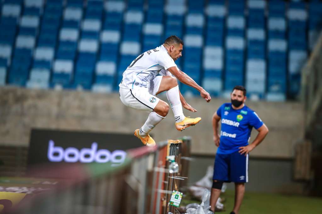 Grêmio defende invencibilidade de 10 jogos para avançar na Copa do Brasil