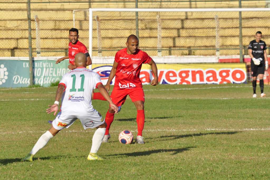 Jonatas Paulista é um dos jogadores que renovou com o Noroeste (Foto: Bruno Freitas/Noroeste)