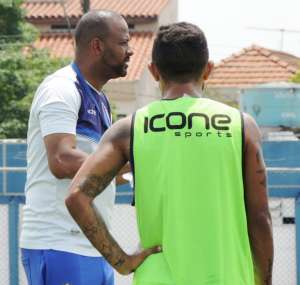 São Caetano-SP x São Luiz-RS - Azulão tenta diminuir estrago na Série D