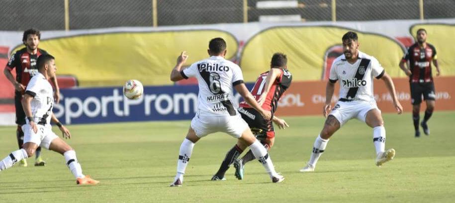 Vitória e Ponte Preta ficaram no empate (Foto: Pietro Carpi/ECV)