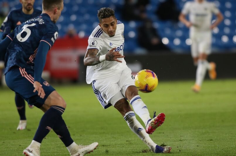 INGLÊS: Leeds acerta três vezes a trave, mas empate sem gols com o Arsenal