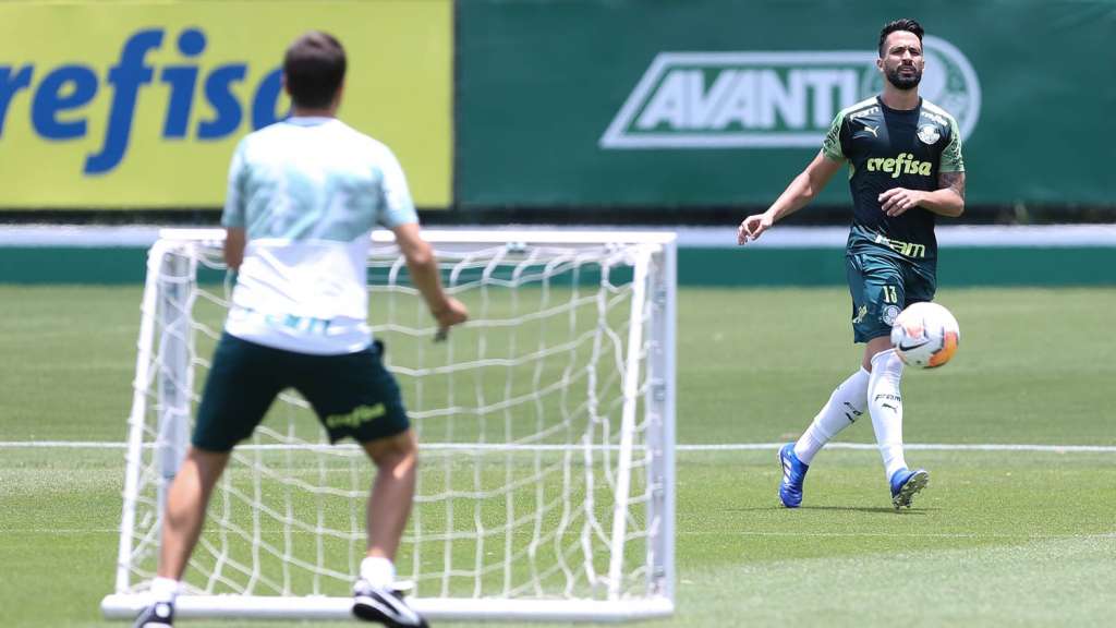 Danilo, Gabriel Silva e Rony se recuperam da covid-19 e treinam no Palmeiras