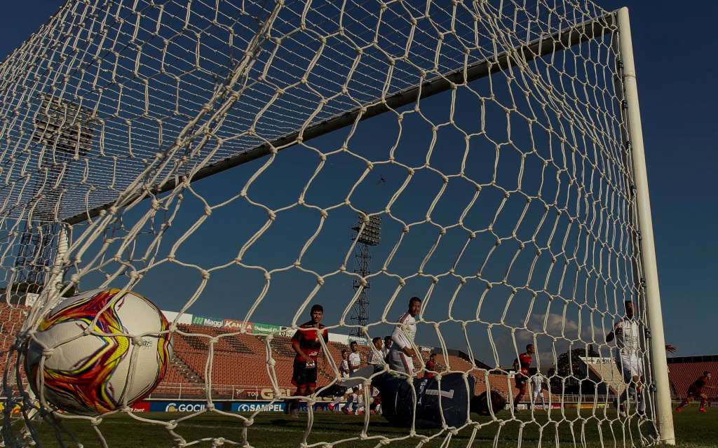 Com golaços de falta, confira os gols mais bonitos da 16ª rodada da Série C