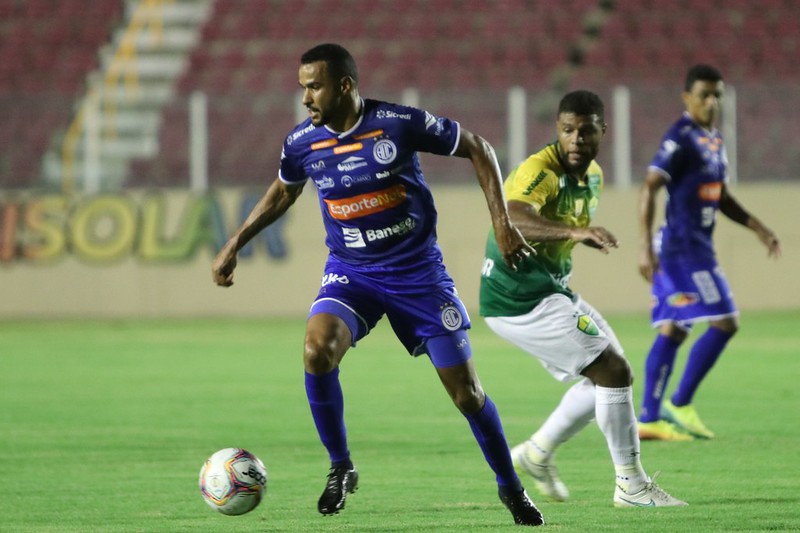 Confiança derrota o Cuiabá