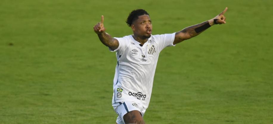 Marinho cutuca Tite e exalta o Santos: “Já jogo em uma seleção”