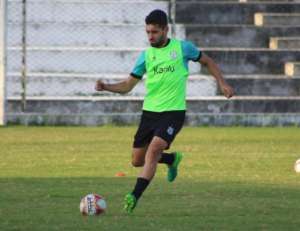 Série C: Árbitro faz lambança e corrige expulsão errada em súmula