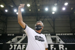 Novo presidente do Botafogo dispara: “Acredito que esse time não vai cair”