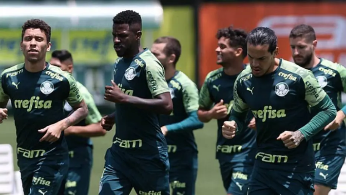 Exigência de teste para covid-19 no aeroporto surpreende Palmeiras no Equador