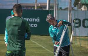 Coritiba joga por quebra de tabu para vencer Corinthians no Couto